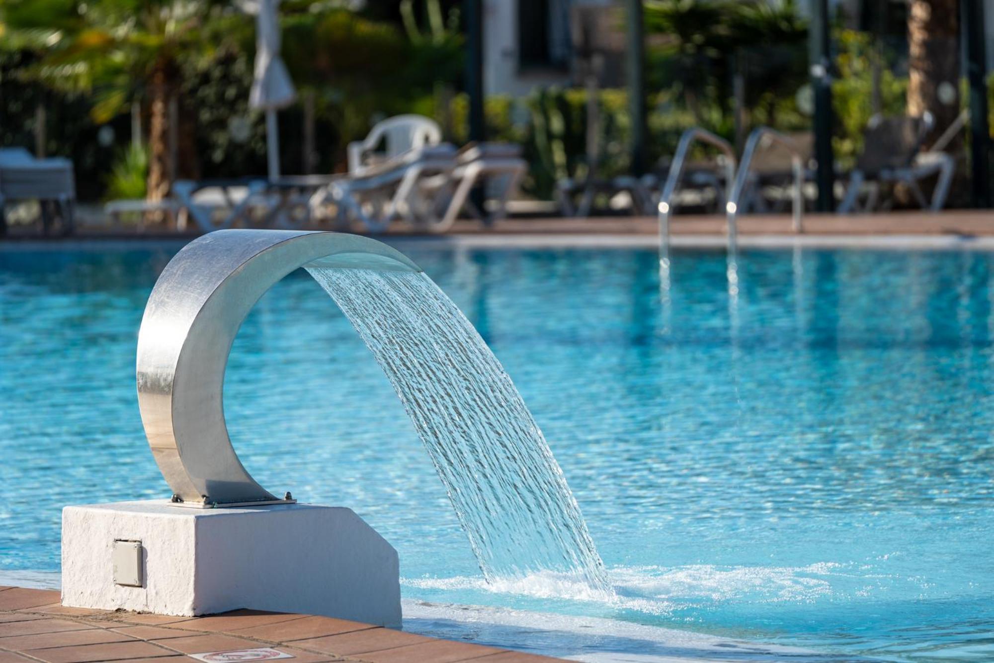 Luxury Poolside Ferienhaus *
